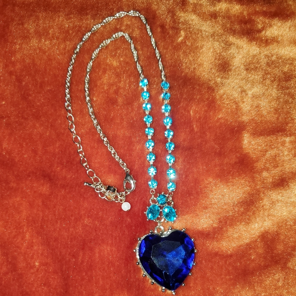 Betsy Johnson Heart Pendant